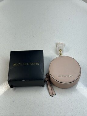 Michael Kors Round Coin Purse Pink Leather Keychain Wallet New With Box